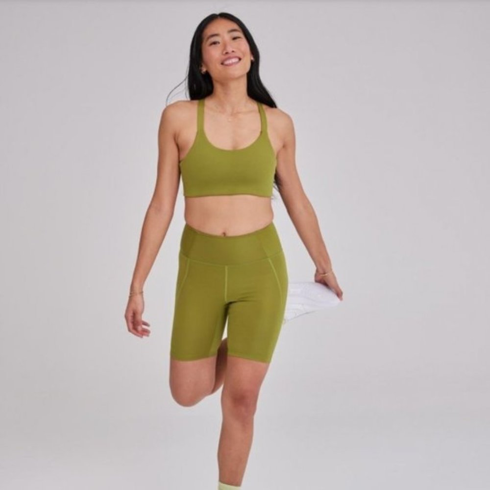 NWT Girlfriend Collective High Rise Bike Shorts Ivy Medium RARE COLOR